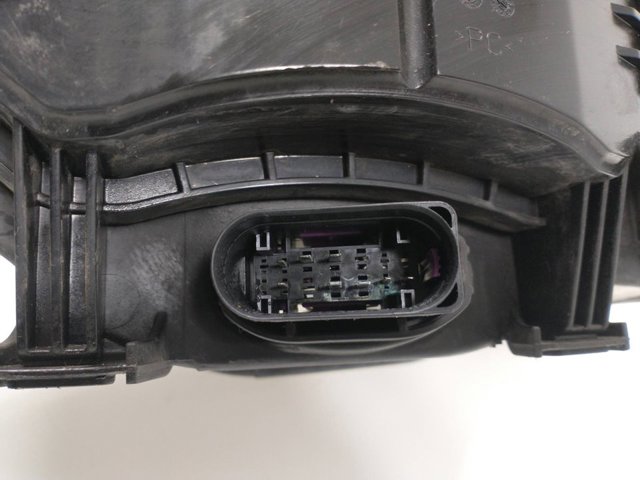 FORD 7S7113K060AB Фара правая в наличии Черкассы