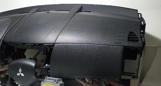 MITSUBISHI 8000A372XA Панель салона передняя "торпедо" в наличии Ровно