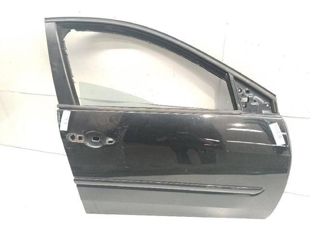 801000025R RENAULT Дверь передняя правая купить в Николаев