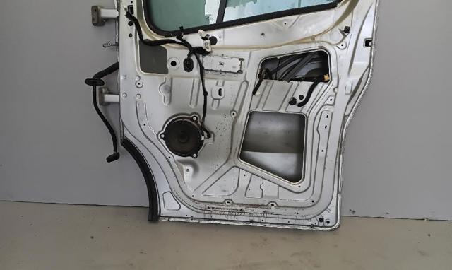 RENAULT 801003523R Дверь передняя правая в наличии Житомир