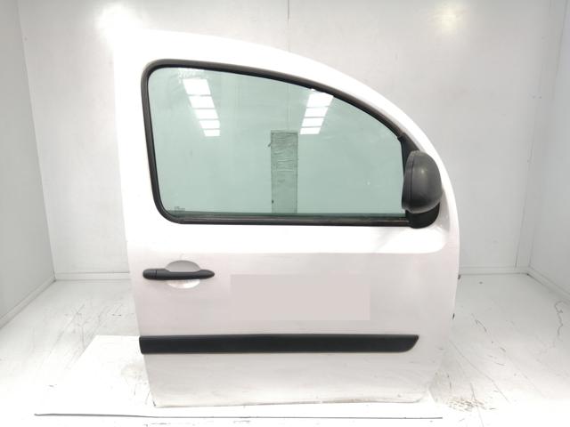 Porta dianteira direita 801004234R Renault (RVI)