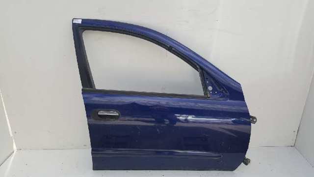 Porta dianteira direita para Nissan Almera II Hatchback (N16) (2003-2006) 1.5 DCI K9K 801005M432