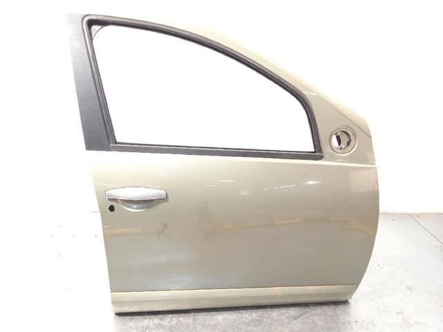 Porta dianteira direita 801007358R Renault (RVI)