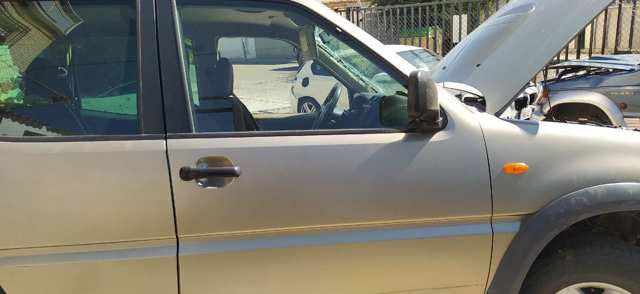 NISSAN 801007F732 Дверь передняя правая в наличии Кривой Рог