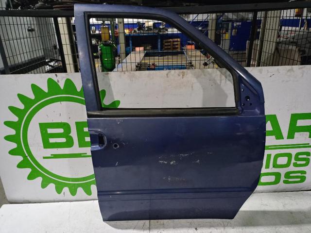 801009C032 NISSAN Дверь передняя правая купить в Ровно