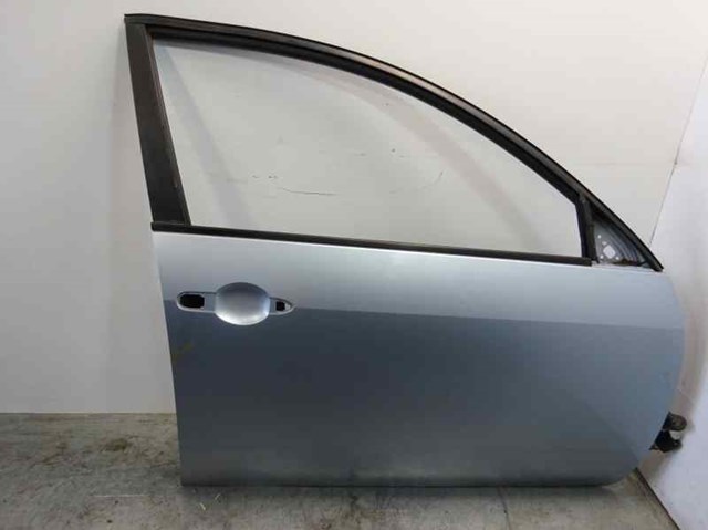 Porta dianteira direita 80100AV632 Nissan