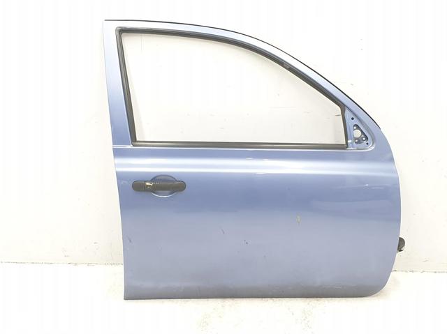 Porta dianteira direita 80100AX130 Nissan