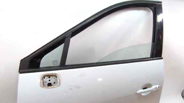 801010949R RENAULT Дверь передняя левая купить в Чернигов