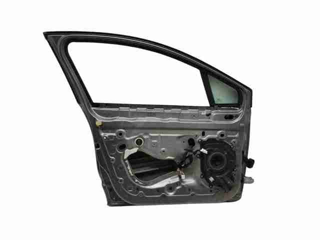 RENAULT 801017896R Дверь передняя левая в наличии Днепр