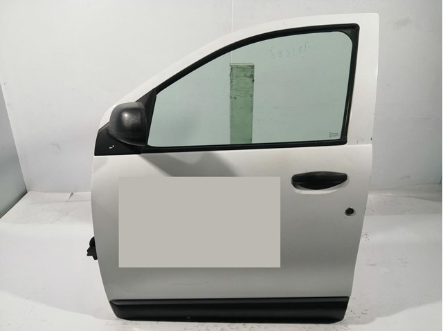 Porta dianteira esquerda 801019339R Renault (RVI)