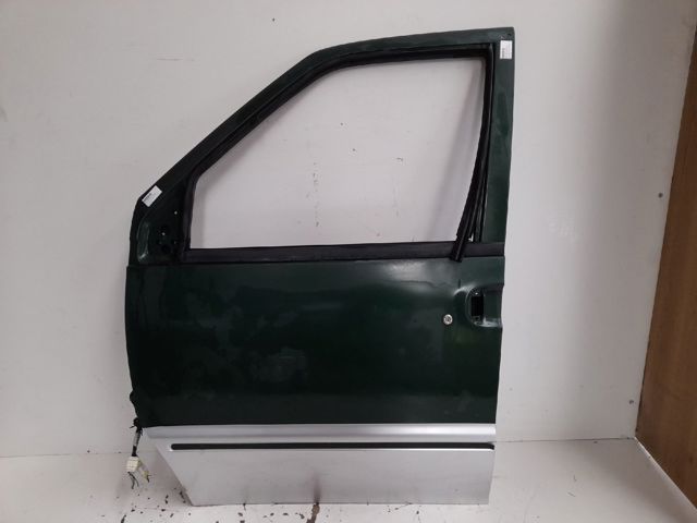 801019C032 NISSAN Дверь передняя левая купить в Украина
