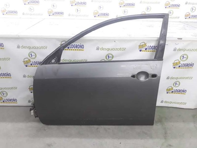 Porta dianteira esquerda 80101AV632 Nissan/Infiniti