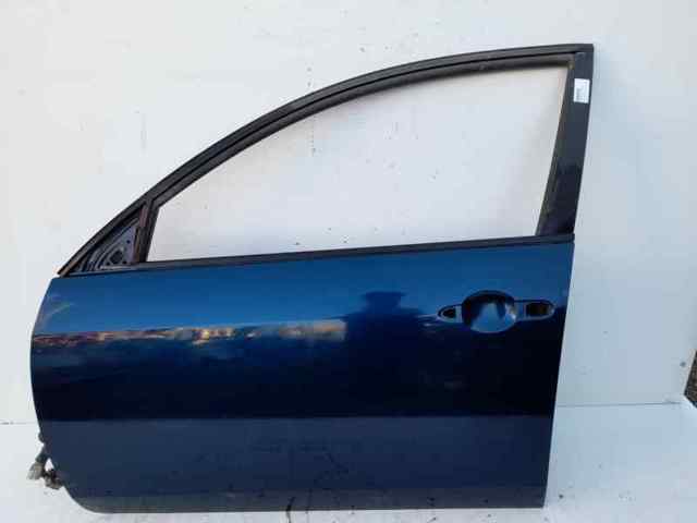 Porta dianteira esquerda Nissan Primera P12