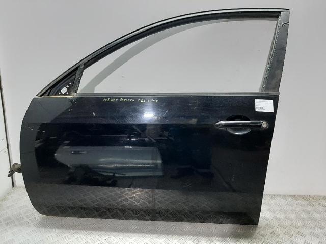 Porta dianteira esquerda Nissan Primera P12