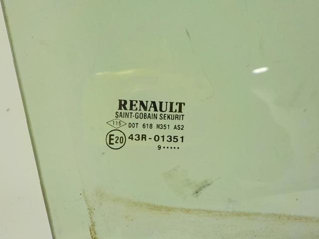 Vidro da porta dianteira direita 803004955R Renault (RVI)