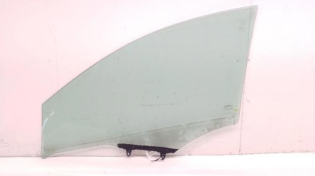 803006918R RENAULT Стекло двери передней правой купить в Николаев