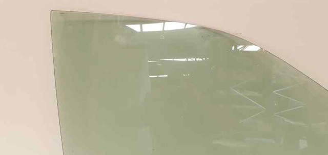 NISSAN 803008H30B Стекло двери передней правой в наличии Николаев