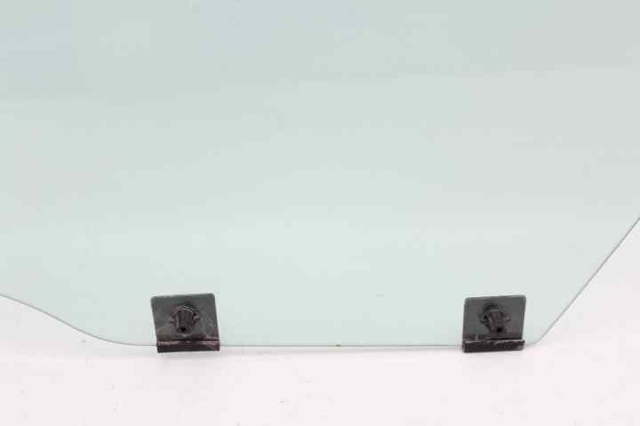 803015936R RENAULT Стекло двери передней левой купить в Тернополь