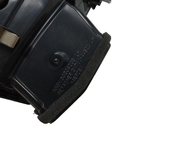8030A203 MITSUBISHI Решетка вентиляции салона на "торпедо" левая купить в Украина