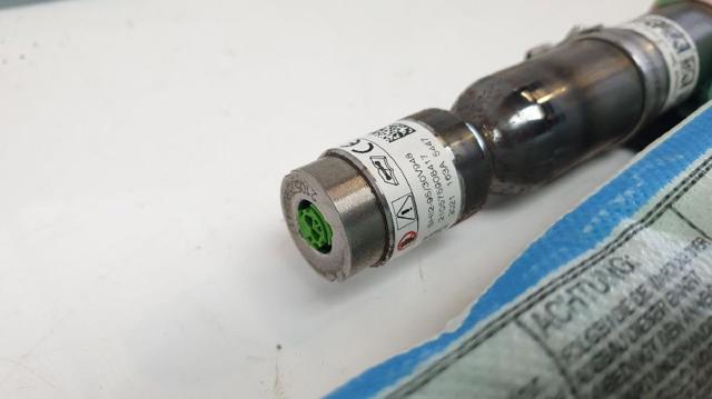 80410J9500 HYUNDAI Шторка боковая, левая купить в Черкассы