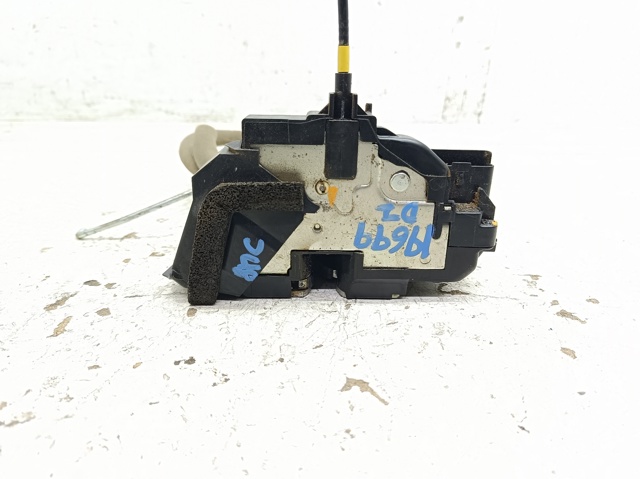 Fecho da porta dianteira esquerda Nissan Qashqai 2 J11