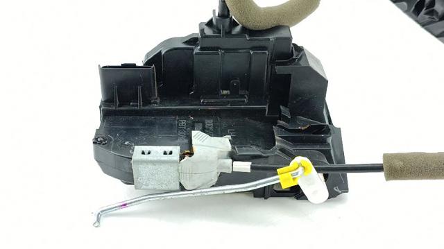 Fecho da porta dianteira esquerda Nissan Qashqai 2 J11