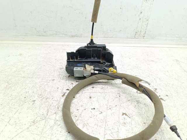 Fecho da porta dianteira esquerda Nissan Qashqai 2 J11