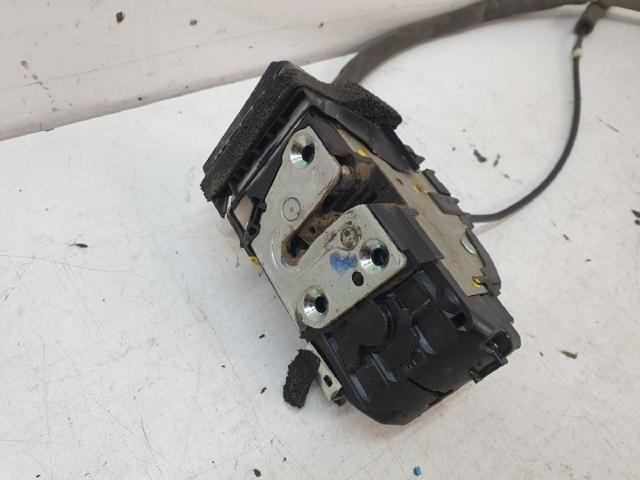 Fecho da porta dianteira esquerda Nissan JUKE F15