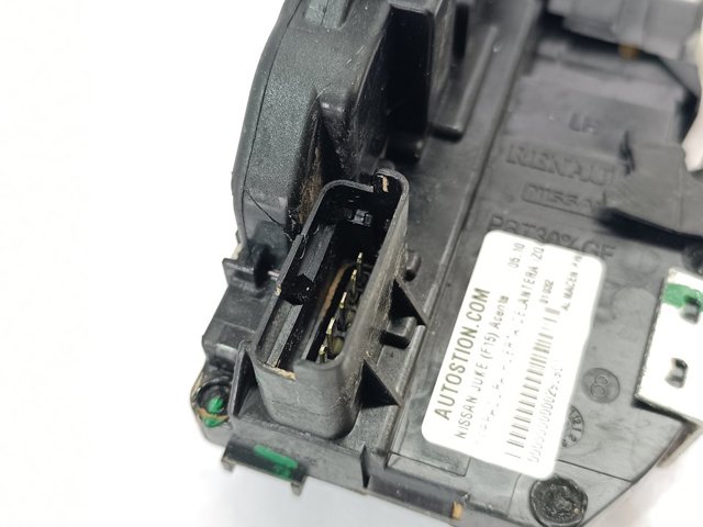 Fecho da porta dianteira esquerda Nissan JUKE F15