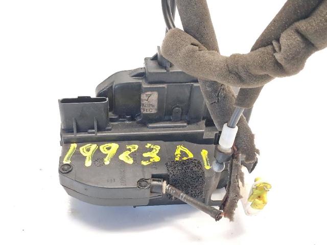 Fecho da porta dianteira esquerda Nissan Qashqai 1 J10