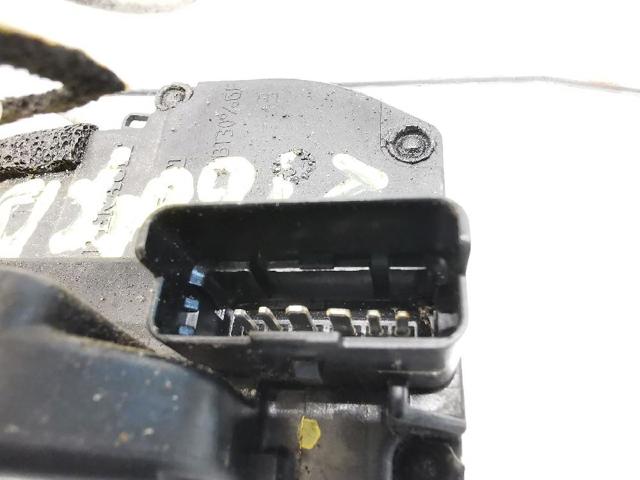 Fecho da porta dianteira esquerda Nissan Qashqai 1 J10