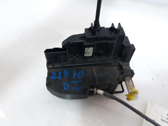 Fecho da porta dianteira esquerda Nissan Qashqai 1 J10