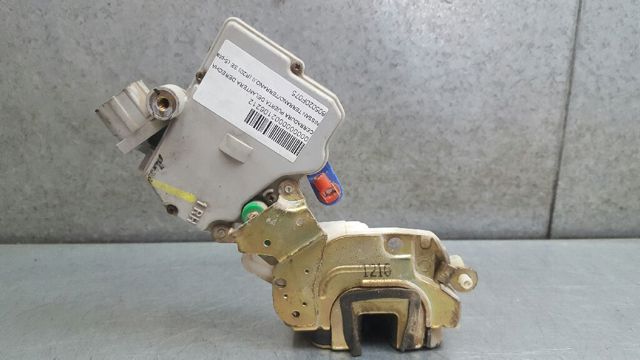 NISSAN 805020F075 Замок передней правой двери в наличии Киев