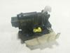Fecho da porta dianteira esquerda 805030711R RENAULT