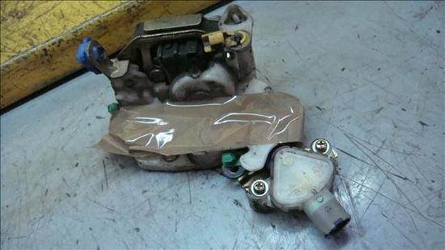 NISSAN 805030F075 Замок водительской двери в наличии Ужгород