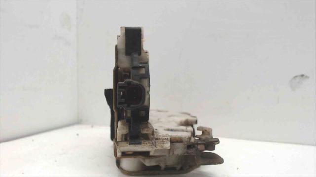 805030F075 NISSAN Замок водительской двери купить в Каменское