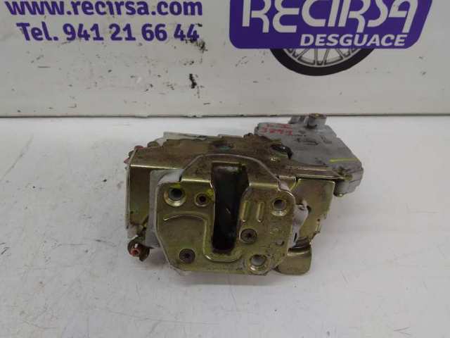 NISSAN 805032F010 Замок водительской двери в наличии Николаев