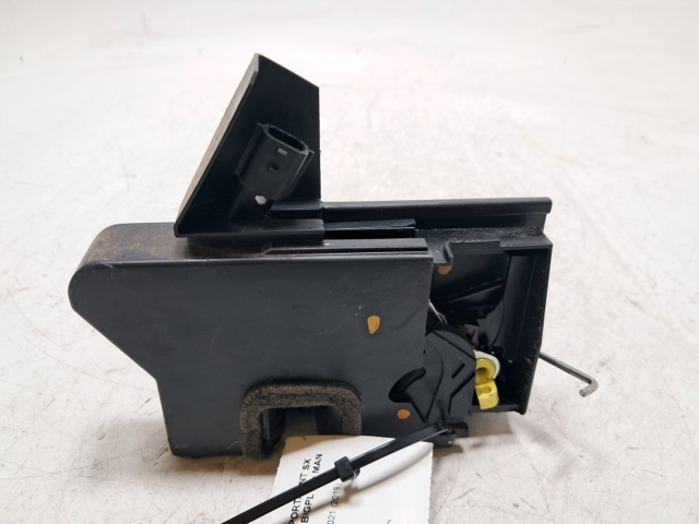 805036293R RENAULT Замок водительской двери купить в Ужгород