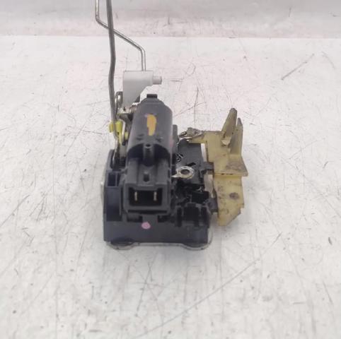 805038137R RENAULT Замок водительской двери купить в Тернополь