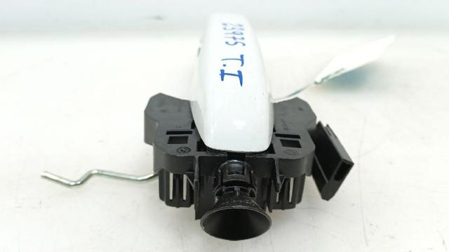 806069128R RENAULT купить в Ирпень