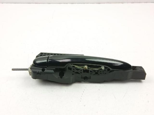 RENAULT 806077201R Держатель наружной ручки двери левых дверей в наличии Каменское