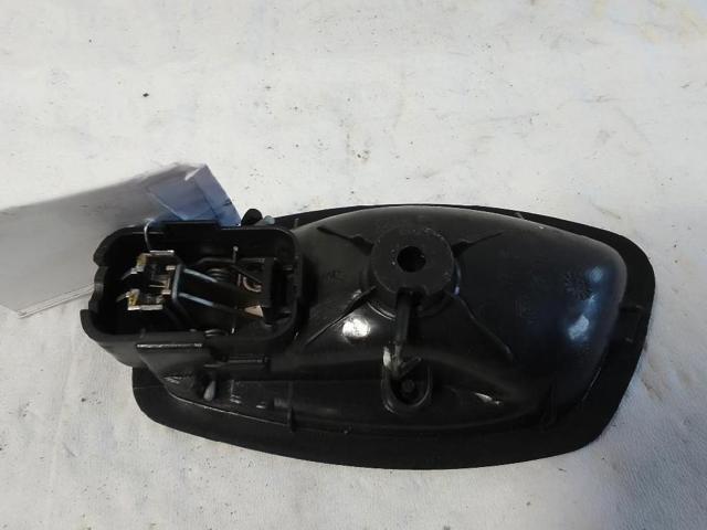 RENAULT 806700007R Ручка двери правой внутренняя передняя/задняя в наличии Запорожье
