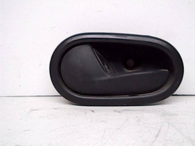 Maneta interior trasera izquierda para dacia sandero 1.5 dci d fap (90 cv) k9k e6 806717698R
