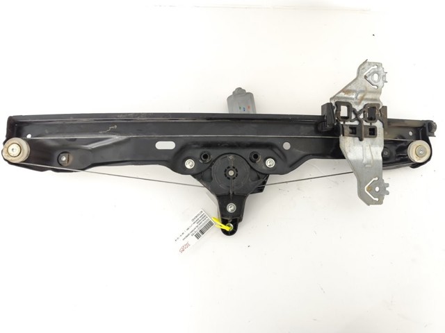 807004EA3D NISSAN Стеклоподъемник передней правой двери купить в Черновцы