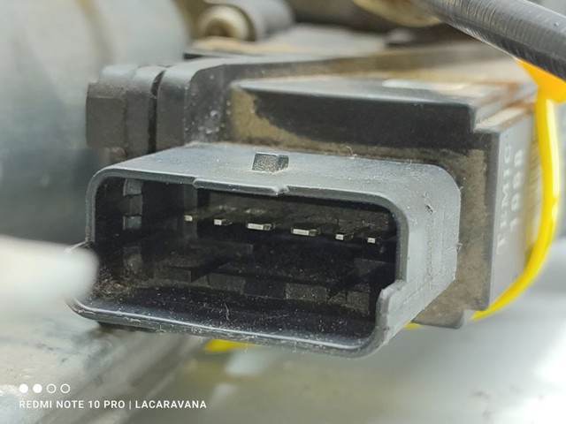 80700EB300 NISSAN Стеклоподъемник передней правой двери купить в Львов