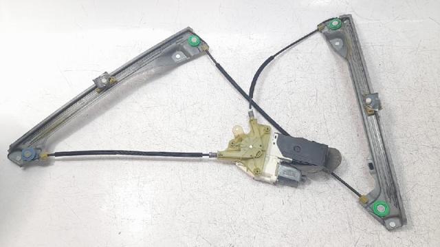 Mecanismo de acionamento de vidro da porta dianteira esquerda 807010002R RENAULT