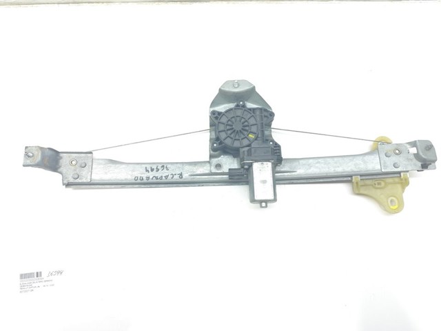 807200713R RENAULT Стеклоподъемник передней правой двери купить в Павлоград
