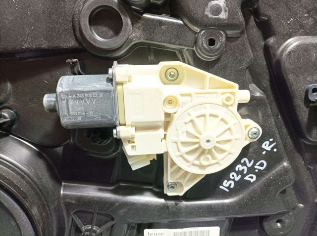 NISSAN 807205DM0A Стеклоподъемник передней правой двери в наличии Тернополь