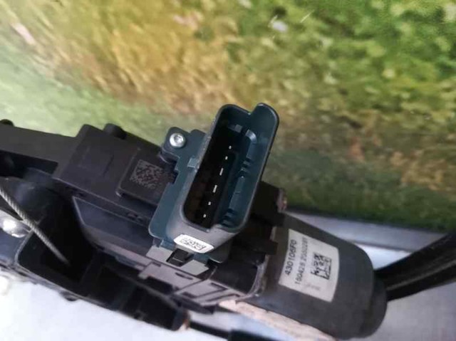 807206746R RENAULT Механизм стеклоподъемника двери передней правой купить в Житомир