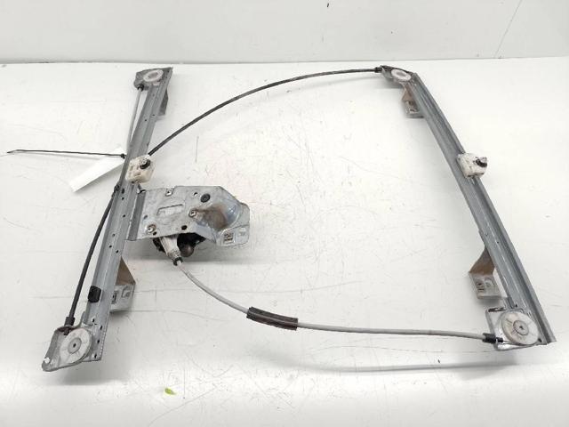 Mecanismo de acionamento de vidro da porta dianteira direita 807208423R RENAULT